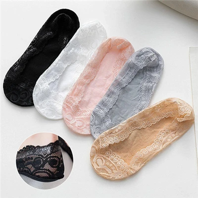 Vớ ren thuyền vô hình